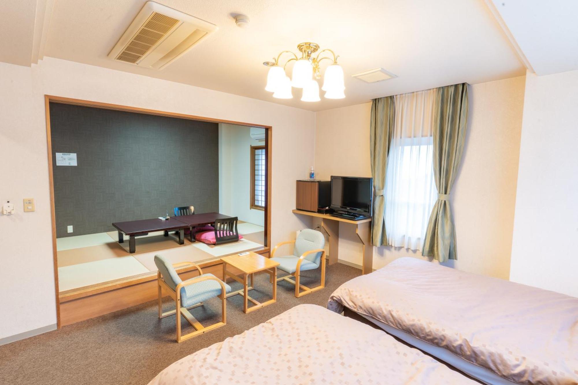 Hotel Irodori Koyo Komono Esterno foto